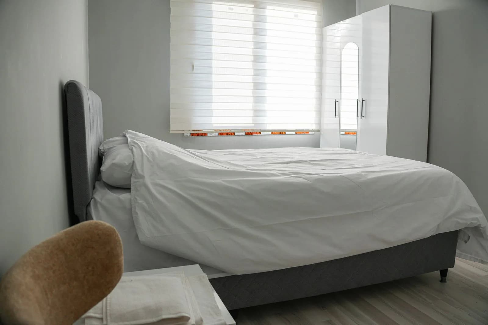 AY OTEL 1+1 oda yatak odası